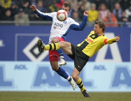 它通过多材 它通过多材